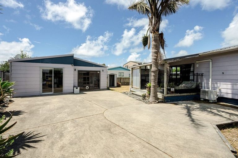 Photo of property in 14 Alpha Avenue, Coastlands, Whakatane, 3120