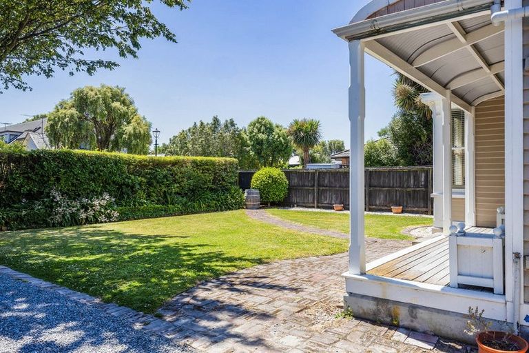 Photo of property in 32 Walpole Street, Waltham, Christchurch, 8023