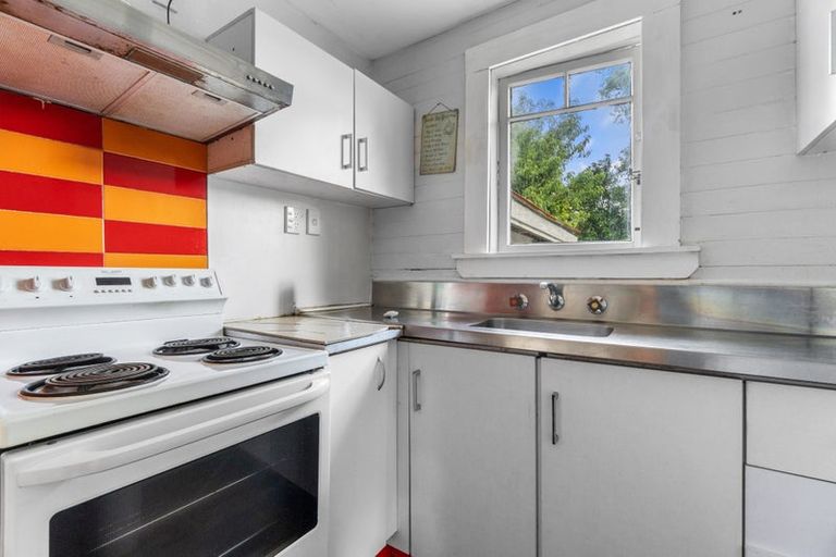 Photo of property in 140 Massey Street, Frankton, Hamilton, 3204