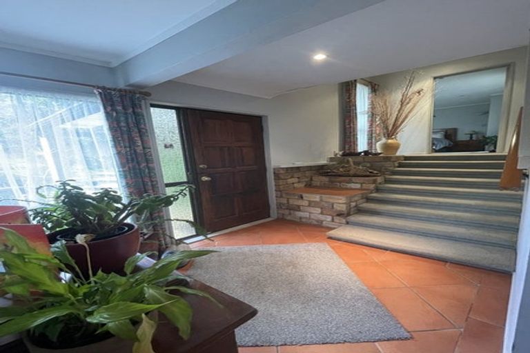 Photo of property in 9 Margan Place, Red Hill, Papakura, 2110