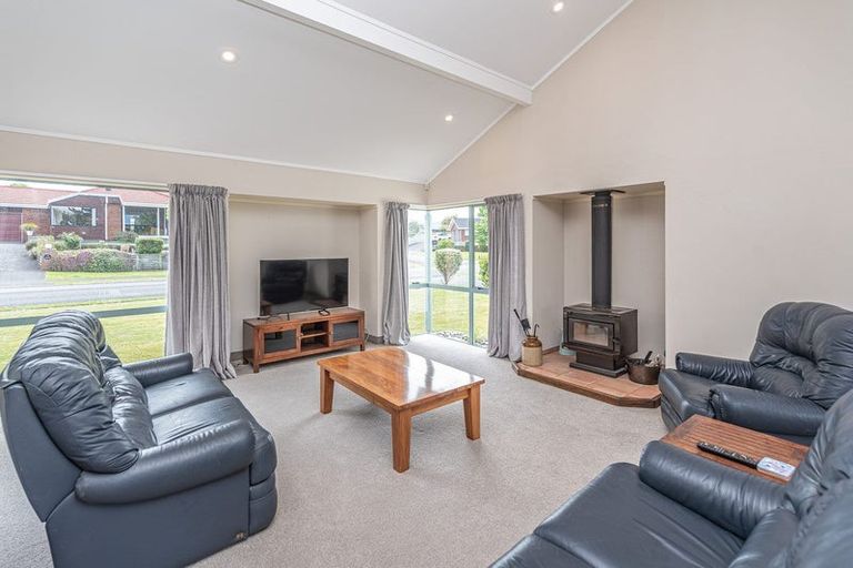 Photo of property in 17 Norfolk Drive, Otamatea, Whanganui, 4500