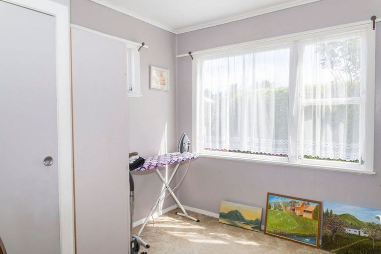 Photo of property in 47 Thyra Street, Dannevirke, 4930