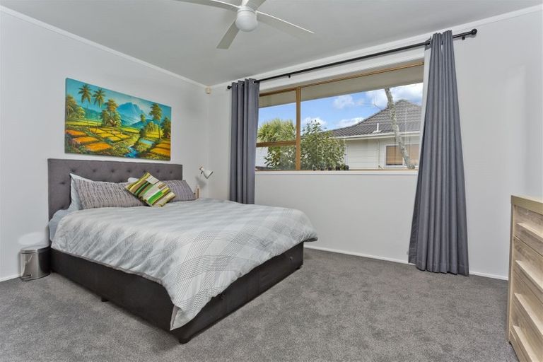 Photo of property in 2/41 Monarch Avenue, Hillcrest, Auckland, 0627