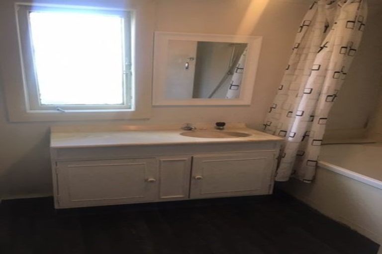 Photo of property in 17b Charles Road, Hannahs Bay, Rotorua, 3010