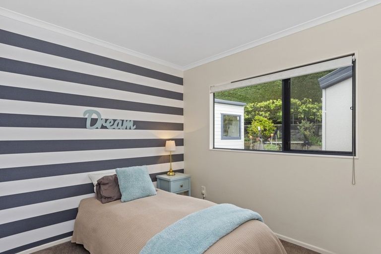 Photo of property in 2 Cashmere Way, Welcome Bay, Tauranga, 3112