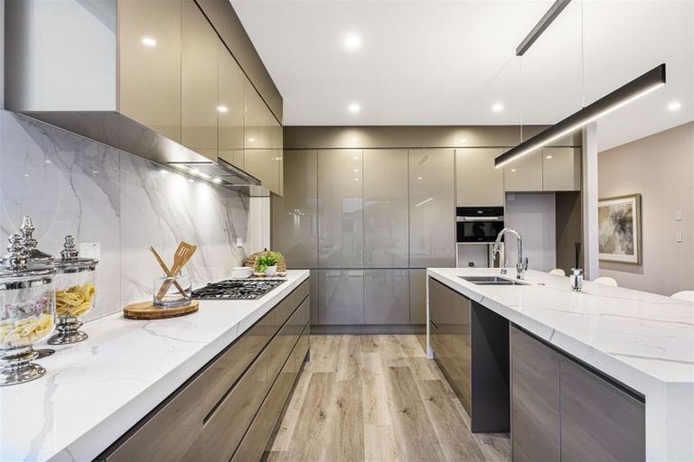 Photo of property in 30 Longshore Drive, Long Bay, Auckland, 0630