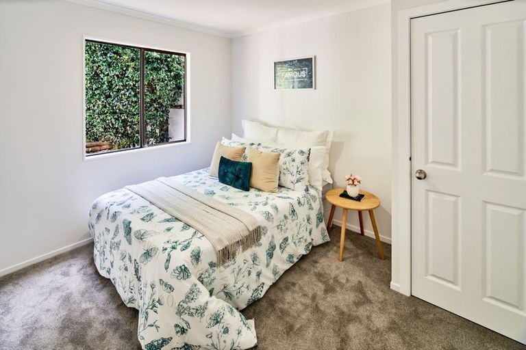 Photo of property in 39b Amapur Drive, Khandallah, Wellington, 6035