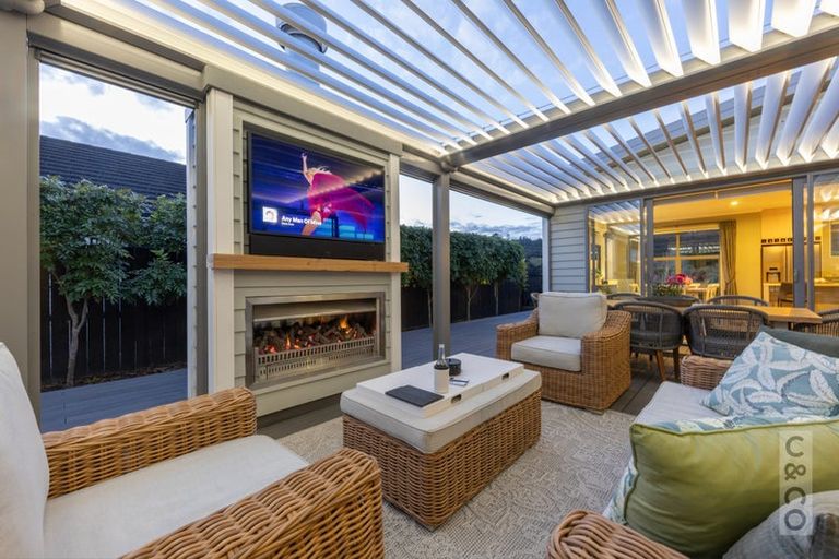 Photo of property in 11 Parlane Drive, Huapai, Kumeu, 0810