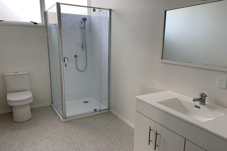 Photo of property in 145 Bleakhouse Road, Mellons Bay, Auckland, 2014