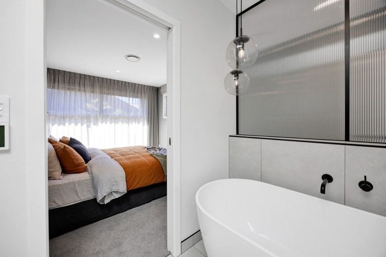 Photo of property in 27 Keene Drive, Bell Block, New Plymouth, 4312