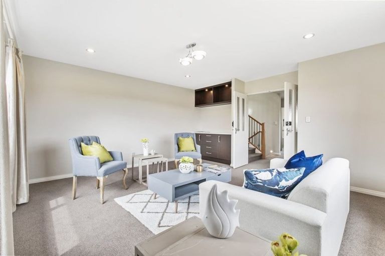 Photo of property in 99 Laurel Oak Drive, Schnapper Rock, Auckland, 0632