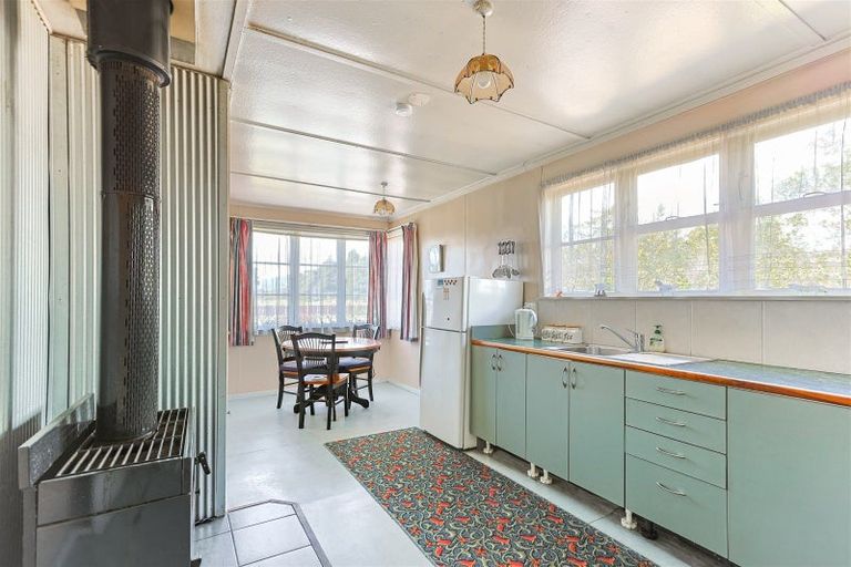 Photo of property in 54 Domett Street, Westport, 7825