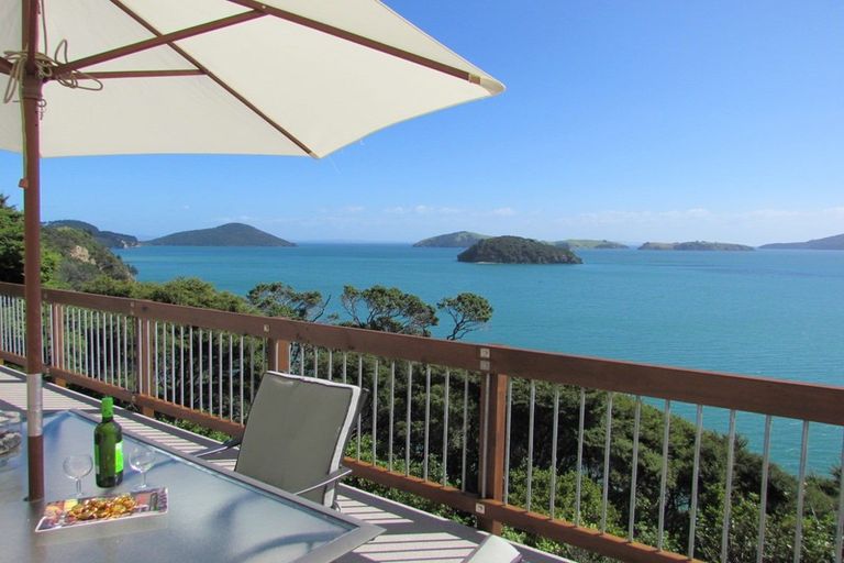 Photo of property in 1590 Wyuna Bay Road, Wyuna Bay, Coromandel, 3581