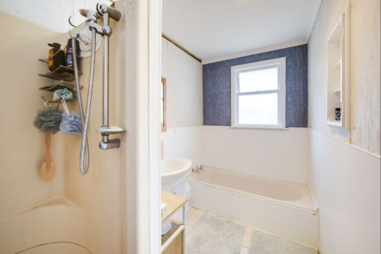 Photo of property in 30 Tasman Street, Havelock North, 4130