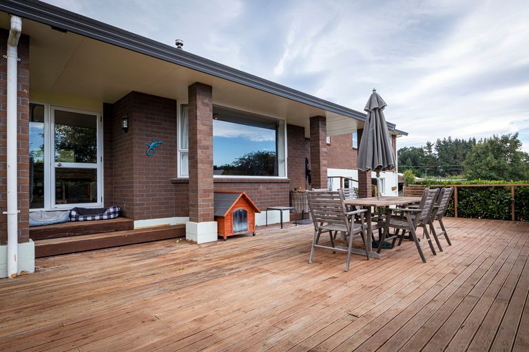 Photo of property in 70 Halstead Road, Pleasant Point, 7903