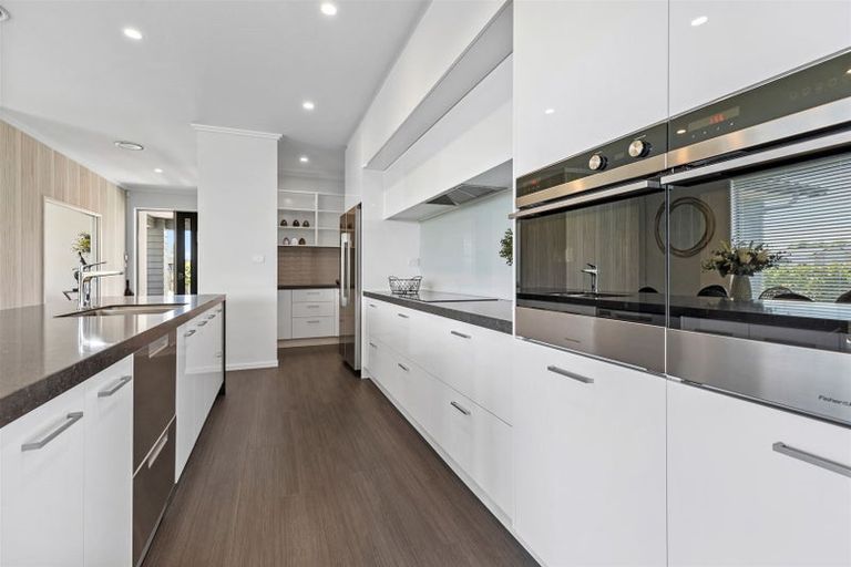 Photo of property in 6 Farrier Street, Papamoa, 3118