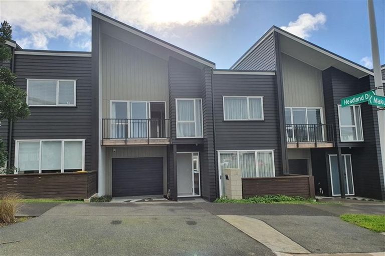 Photo of property in 2b Makura Road, Long Bay, Auckland, 0630