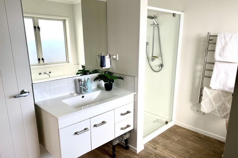 Photo of property in 128 Coast Boulevard, Papamoa Beach, Papamoa, 3118