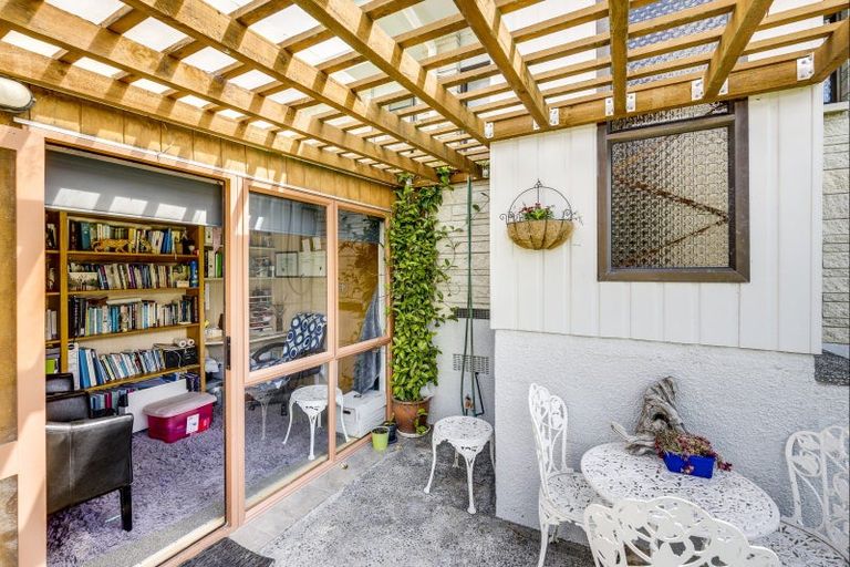 Photo of property in 17 Leeds Place, Tamatea, Napier, 4112