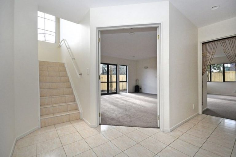 Photo of property in 2/194 Shirley Road, Papatoetoe, Auckland, 2025