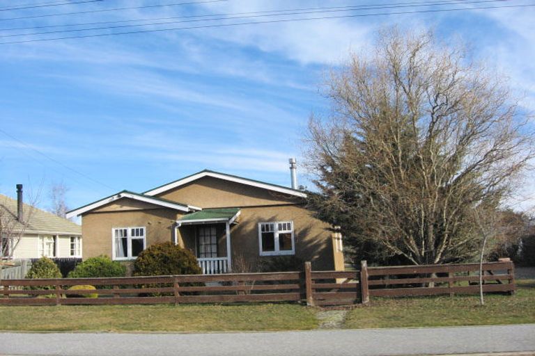 Photo of property in 1 Dungannon Street, Ranfurly, 9332