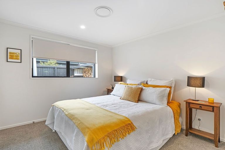 Photo of property in 9 Godley Place, Woodend, 7610