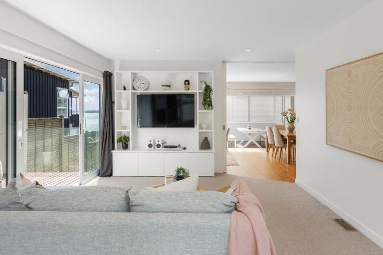 Photo of property in 68 St Michaels Avenue, Point Chevalier, Auckland, 1022