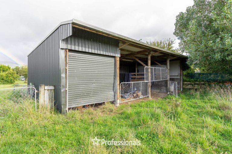 Photo of property in 8 Boundary Road, Featherston, 5771