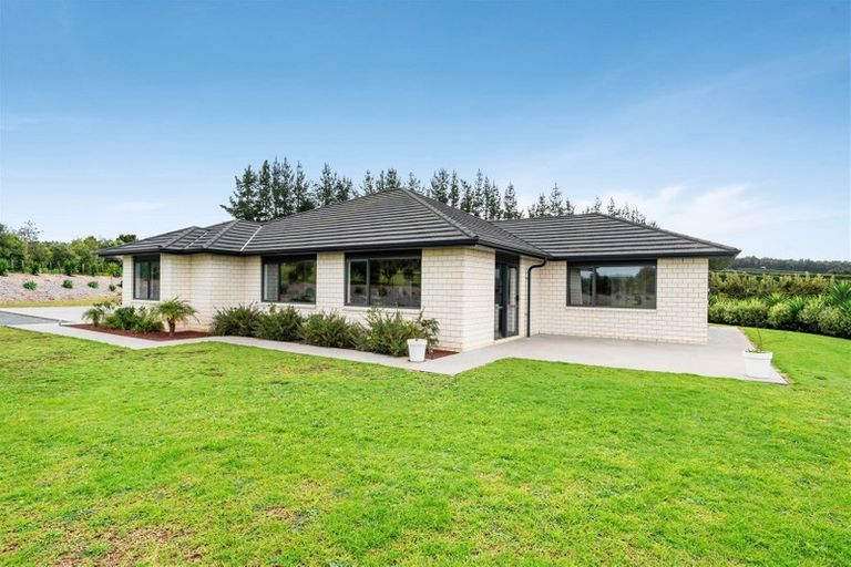 Photo of property in 76 Whatitiri Road, Maungatapere, Whangarei, 0179