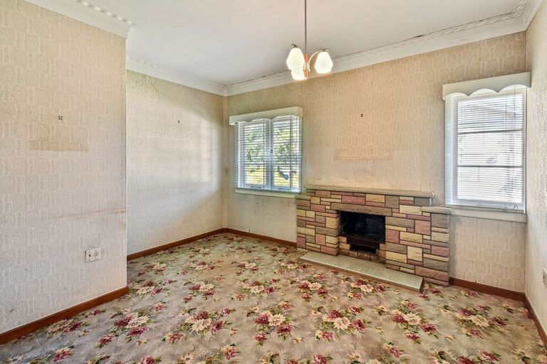 Photo of property in 17 Peverill Crescent, Papatoetoe, Auckland, 2025