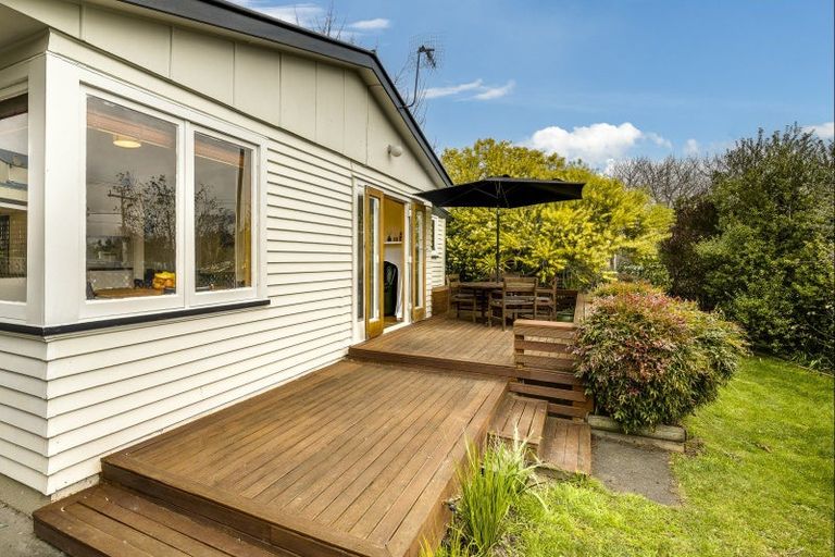 Photo of property in 89 Middle Road, Havelock North, 4130