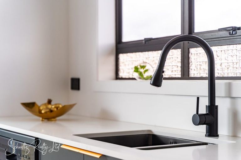 Photo of property in 109 Hurndall Street East, Maungaturoto, 0520