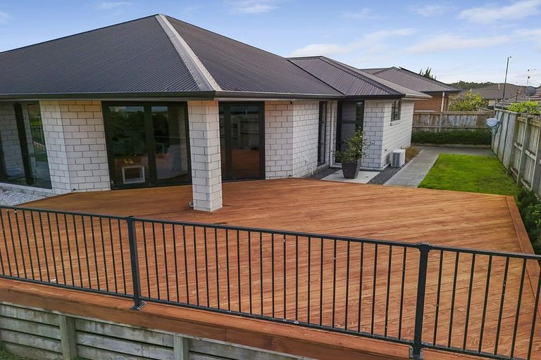 Photo of property in 15 Carlingford Rise, Dinsdale, Hamilton, 3204