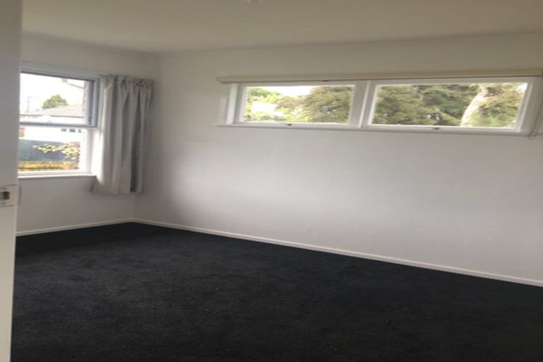 Photo of property in 15 Filmer Place, Melville, Hamilton, 3206