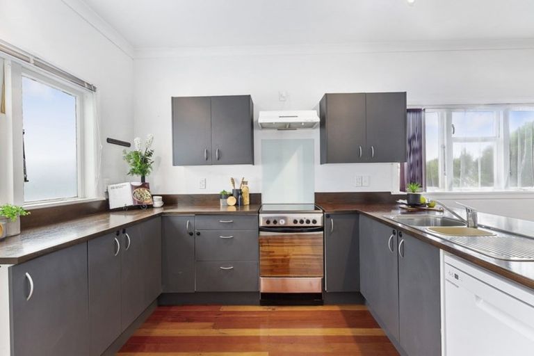 Photo of property in 3 Mako View, Titahi Bay, Porirua, 5022