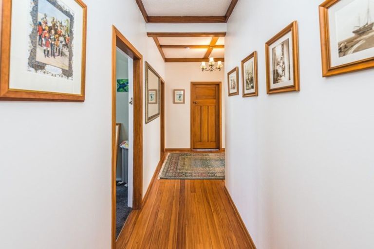 Photo of property in 3 Ngapuhi Street, Saint Johns Hill, Whanganui, 4501