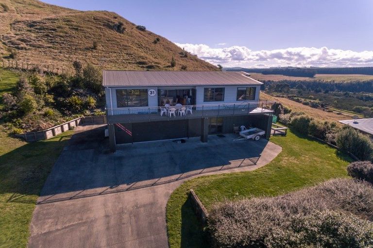 Photo of property in 31 Turangitukua Terrace, Kuratau, Turangi, 3381