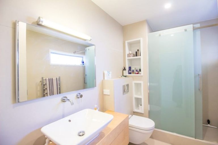 Photo of property in 3/73 Princes Street, Northcote Point, Auckland, 0627