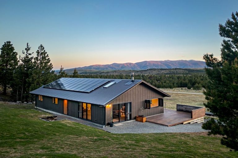 Photo of property in 595 Manuka Terrace, Ben Ohau, Twizel, 7999