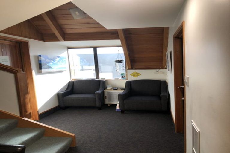 Photo of property in 2f Dodson Avenue, Milford, Auckland, 0620