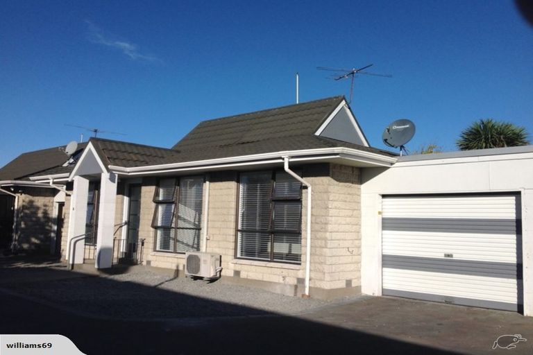 Photo of property in 2/6 Neill Street, Hornby, Christchurch, 8042