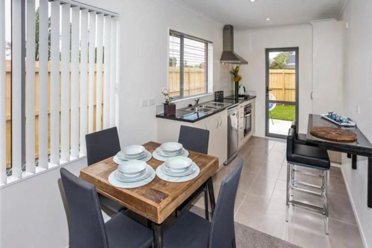 Photo of property in 1/46 Park Estate Road, Rosehill, Papakura, 2113