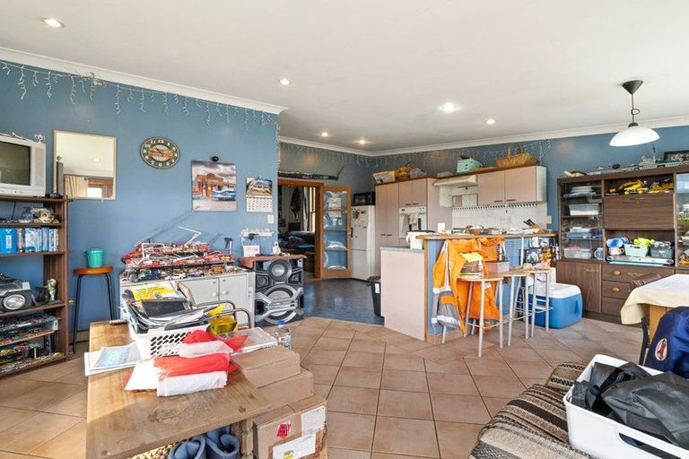 Photo of property in 42 Hargest Crescent, Saint Kilda, Dunedin, 9012