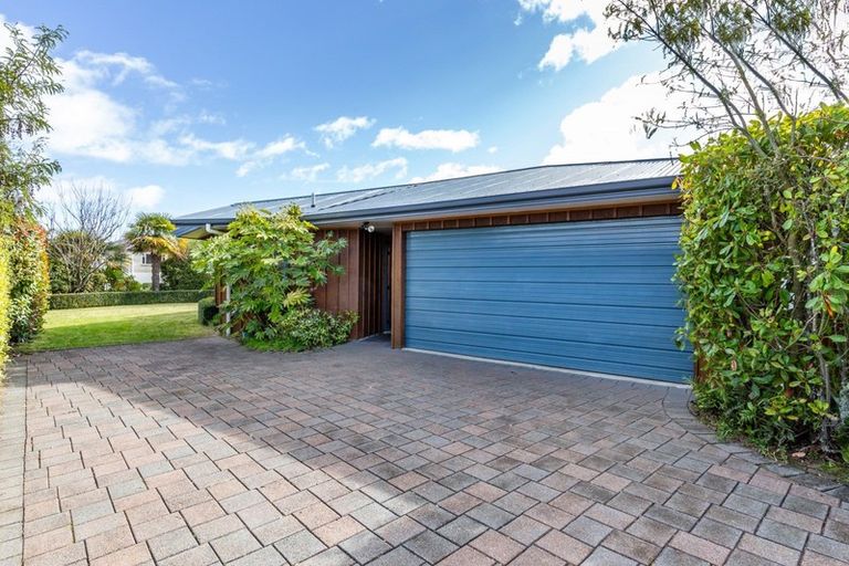 Photo of property in 1/2 Astelia Way, Waipahihi, Taupo, 3330