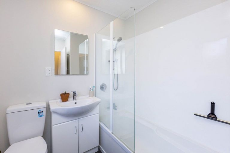 Photo of property in 4/12 Wilford Street, Wallaceville, Upper Hutt, 5018