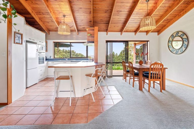 Photo of property in 35 Waitaua Road, Kauri, Kamo, 0185