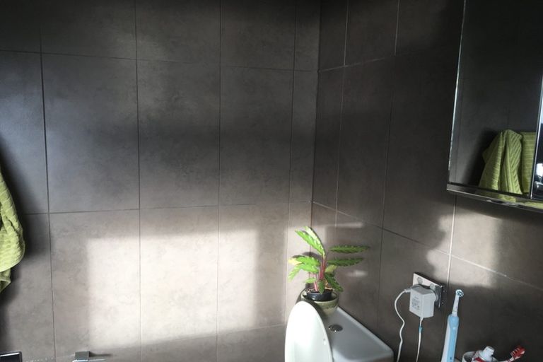 Photo of property in 108 Seaview Road, Paraparaumu Beach, Paraparaumu, 5032