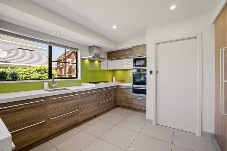 Photo of property in 4 Larkhill Place, Russley, Christchurch, 8042