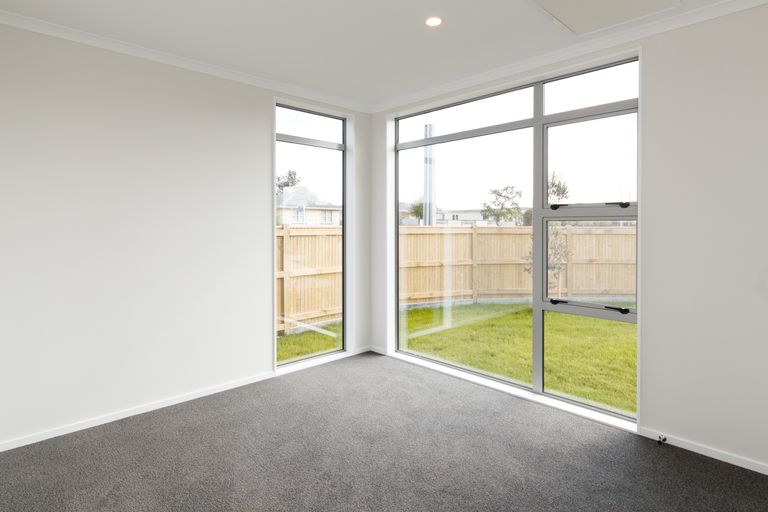 Photo of property in 2 Flint Street, Milson, Palmerston North, 4414