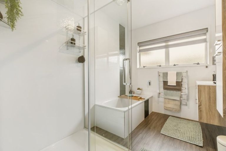 Photo of property in 14 Kentia Avenue, Mount Maunganui, 3116